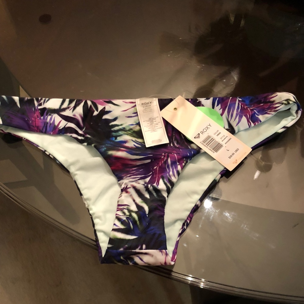 Roxy Caribbean sunset surfer bottoms